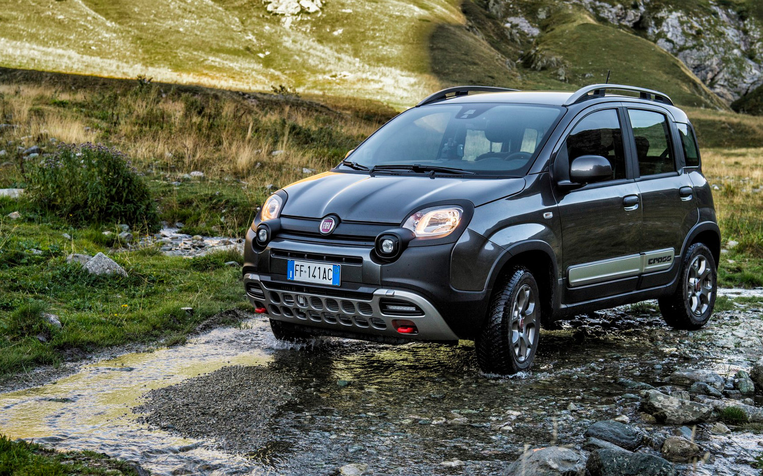 Fiat Panda 4x4 Vs Fiat Panda Cross